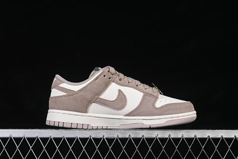 All Categories Nk SB Dunk Series Nk SB Dunk Low Low-top sneakers Nike SB Dunk Low Year of the Horse Gray White Low-top casual sneakers IB4417-105